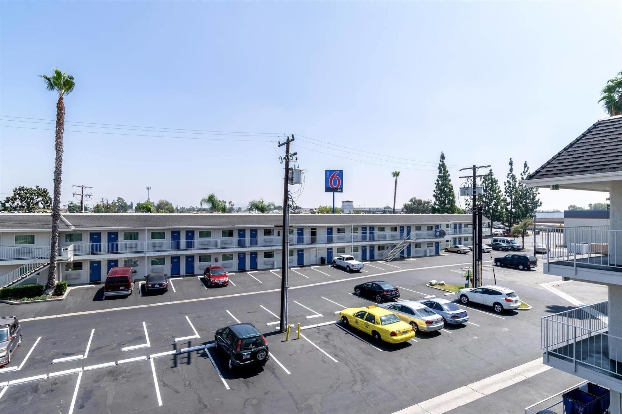 Motel 6-Anaheim, Ca - Fullerton East Esterno foto